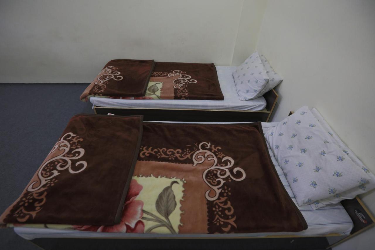 Hunza City Hotel Karimabad  Екстер'єр фото