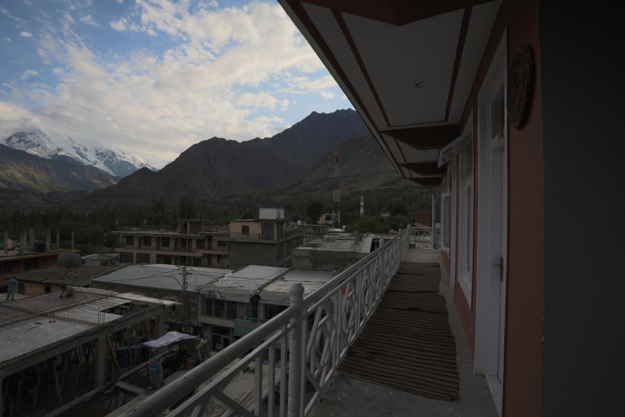 Hunza City Hotel Karimabad  Екстер'єр фото